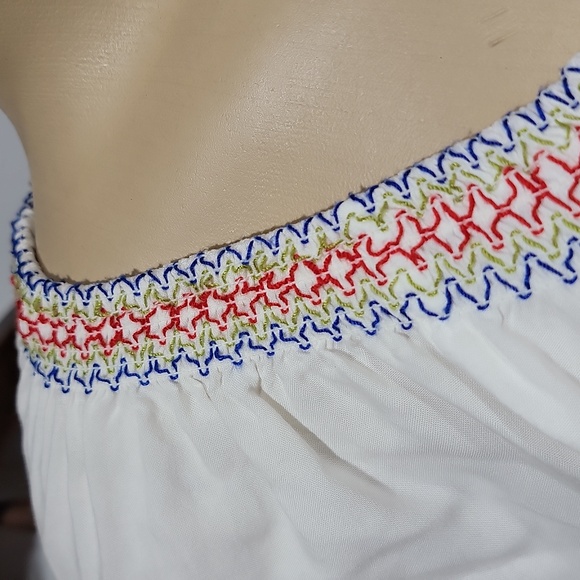 Royal Moda ARTSY Women's size M Colorful Embroidered Tunic Blouse - Picture 4 of 9